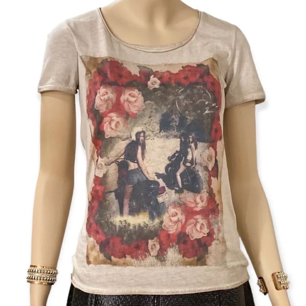 Tan Short Sleeve Round Neck Graphic Tee T-Shirt Athletic Vintage NEW